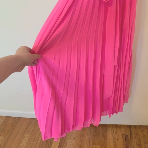 ASOS  💕 🌷 NEON PINK MAXI DRESS. PERFECT FOR ANY OCCASION 🌺 - Picture 5 of 6